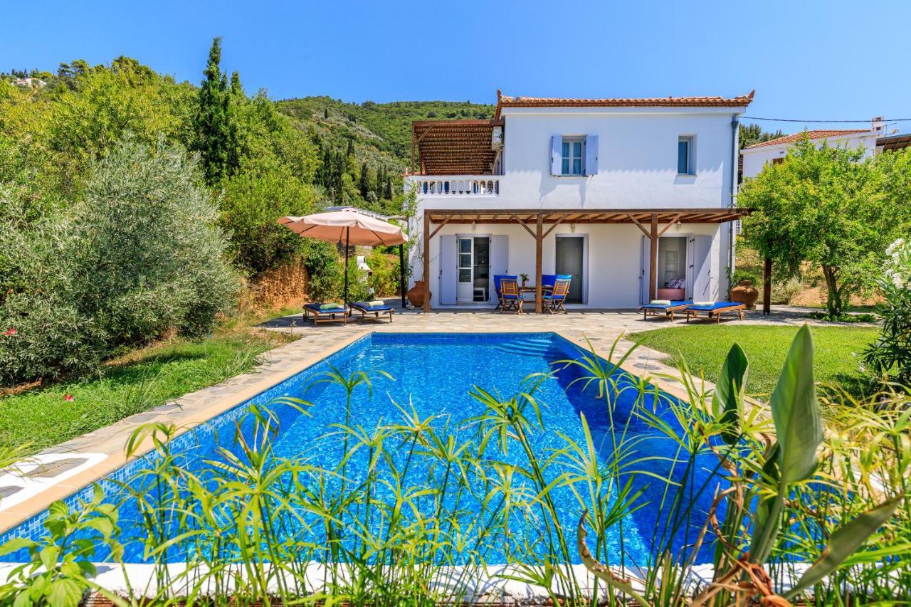 Villa Rodia With Swimming Pool On Island Skopelos Town